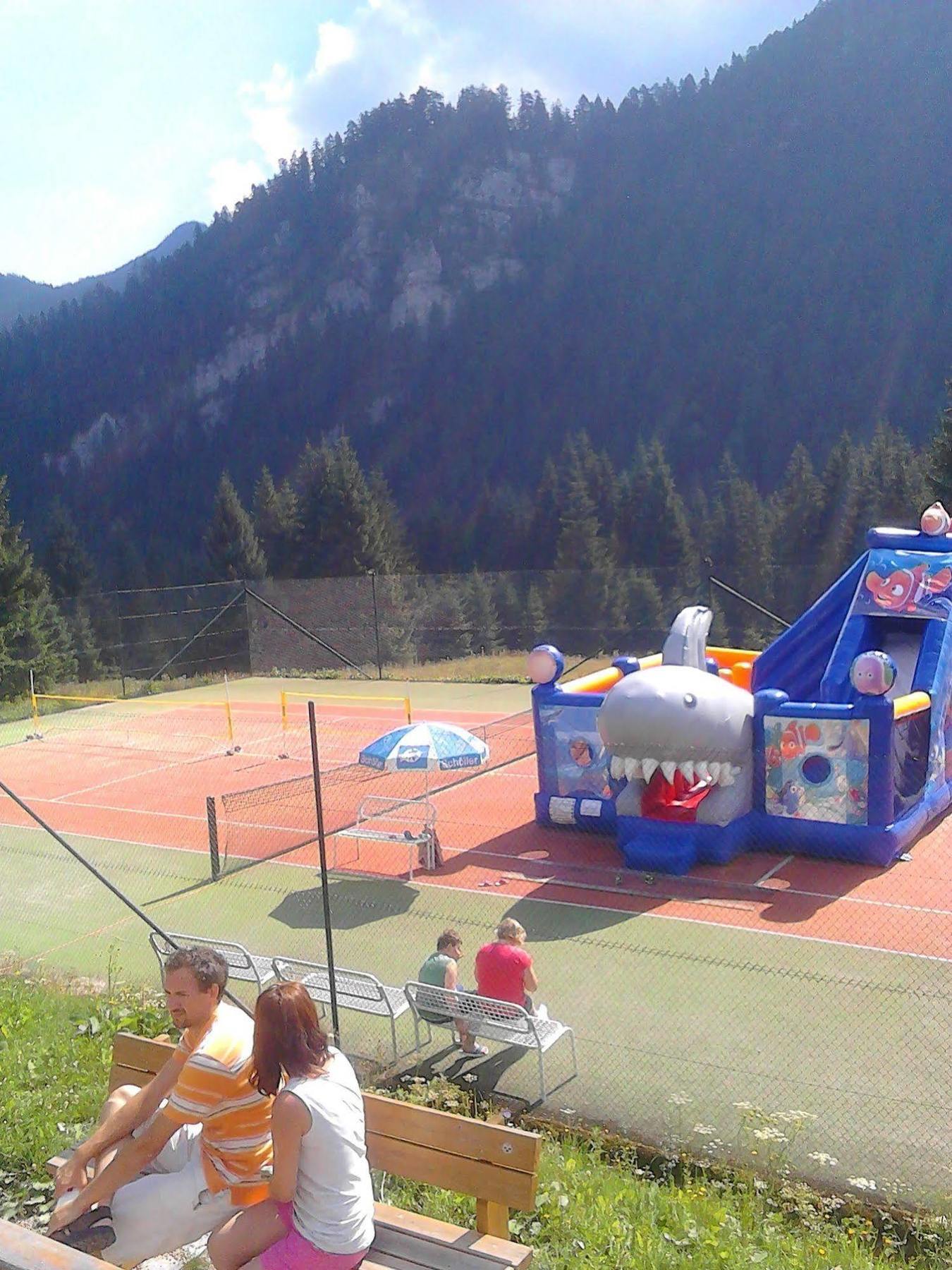 Hotel Wellness Repiska 3*